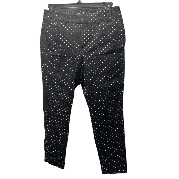 Old Navy Pants - {Old Navy} Black and White Polka Dot Pixie Pants